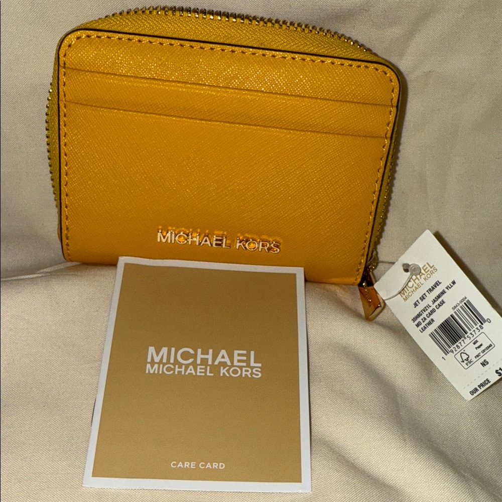 Michael Kors Yellow Gold Wallet NWT - Picture 8 of 13